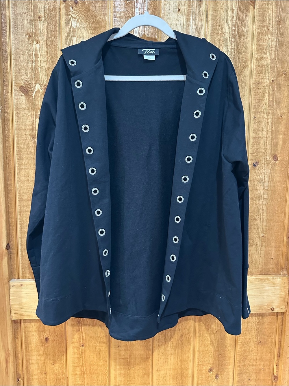 NWT Tia Black Hoodie Jacket with Silver Grommets Women's Size Extra Large